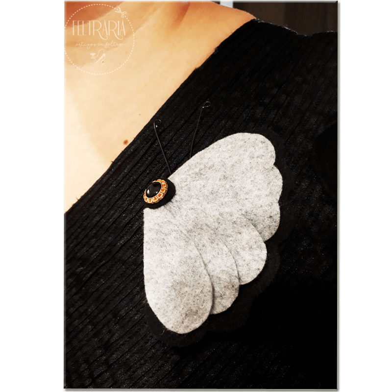 BROCHE BORBOLETA